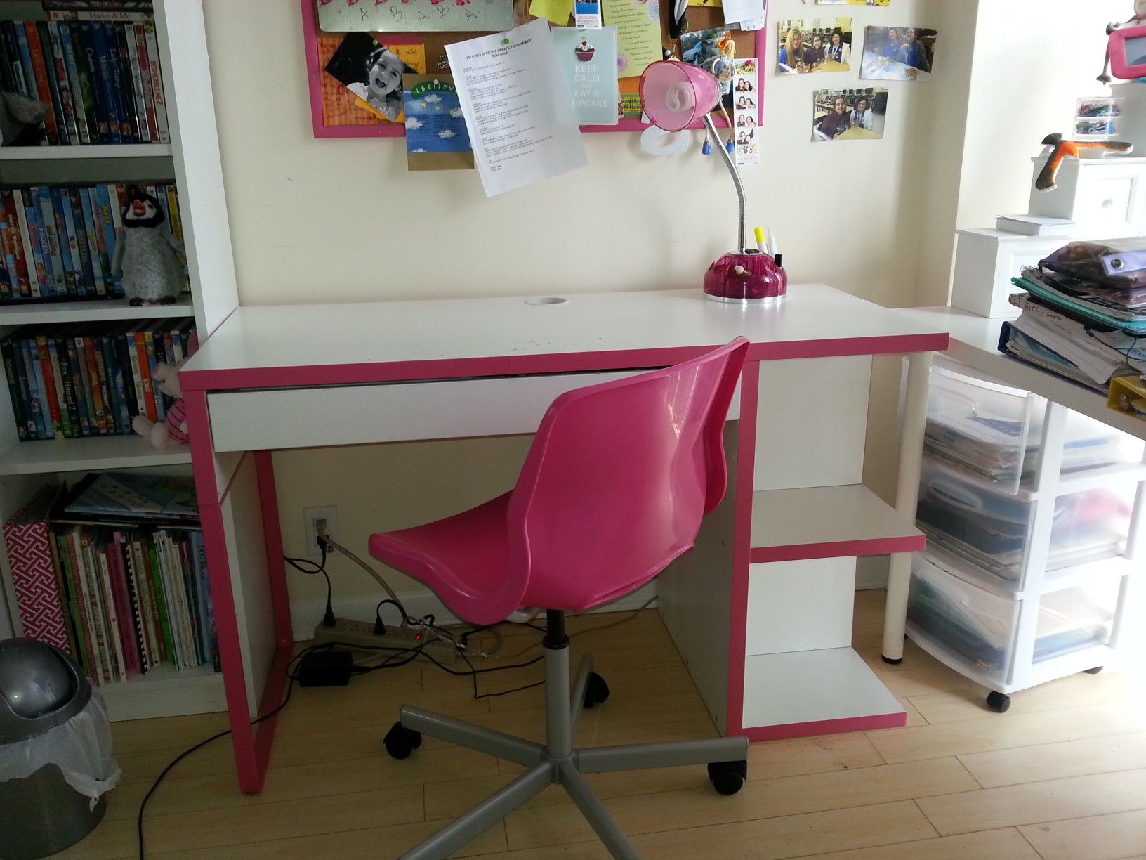 Girls desk chair and matching lamp