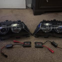 ANZO Halo Projector Headlights – BMW E46 (Black)