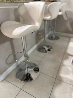 3 Set White Bar Stools 
