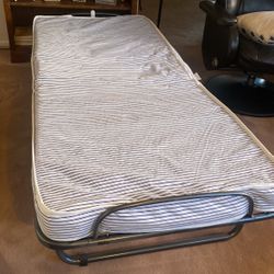 Folding Roll Away Guest Bed. Like New