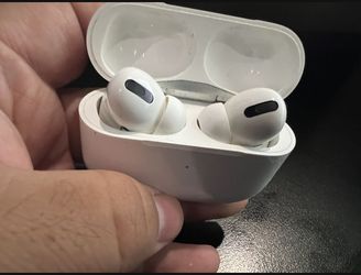 Apple AirPod Pro 1st Gen barely used