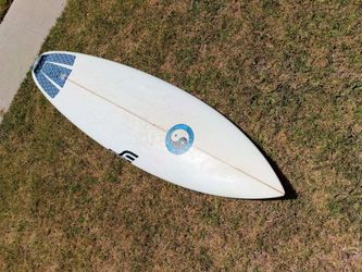 Surfboard 6'4x20"1/2x2"3/4 T&C estrada