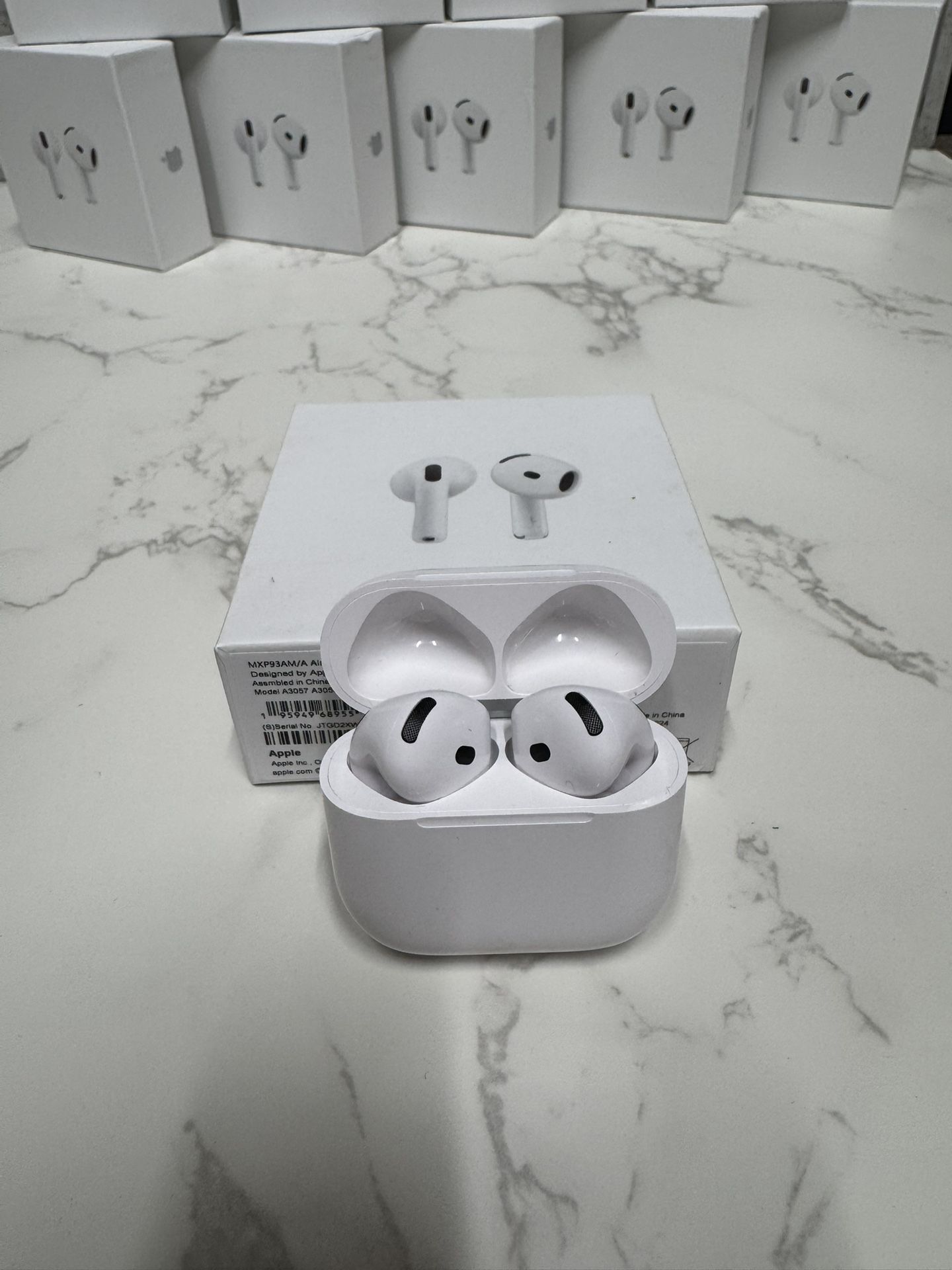 AirPods 4 ANC