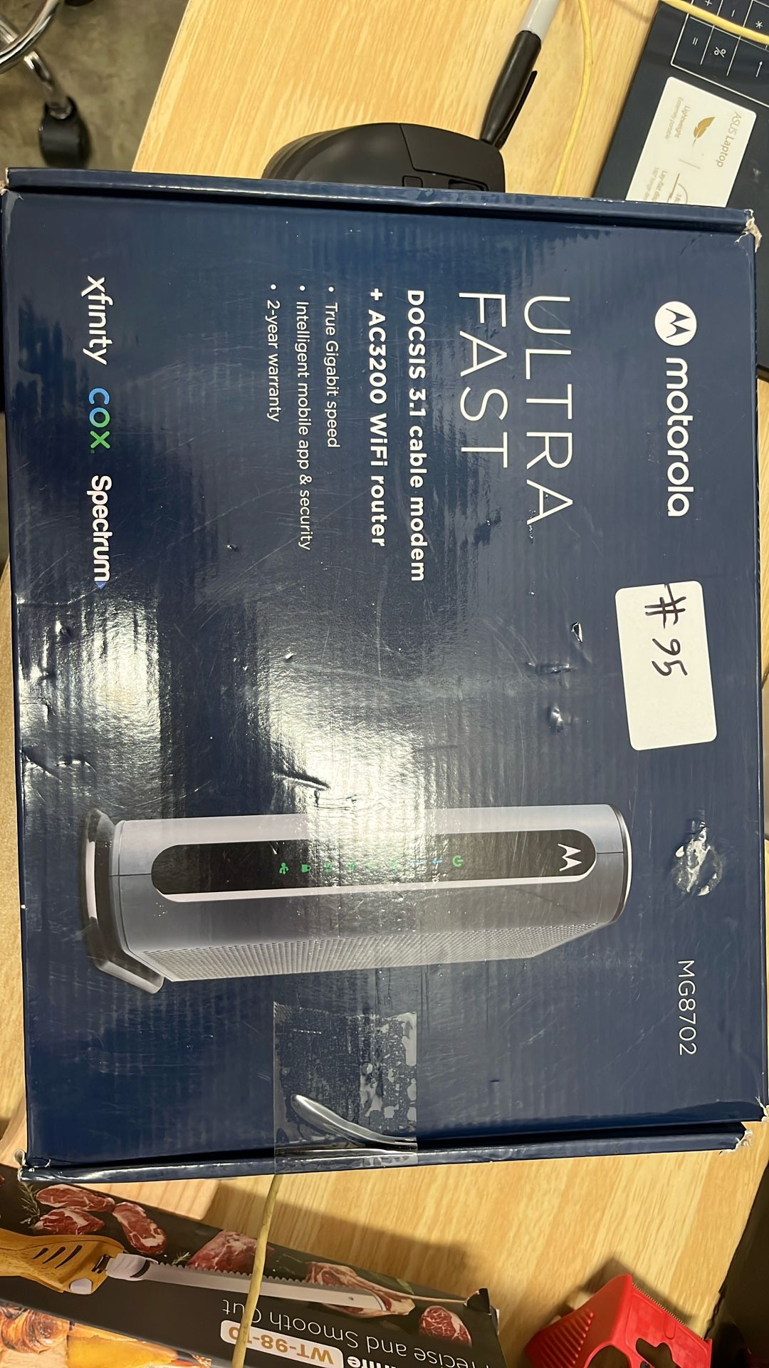 Motorola MG8702 | DOCSIS 3.1 Cable Modem + Wi-Fi Router (High Speed Combo) with Intelligent Power Boost | AC3200 Wi-Fi Speed | Approved for Comcast Xf