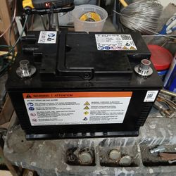 LAMBORGHINI/ PORSCHE LITHIUM BATTERY!! 450$ 