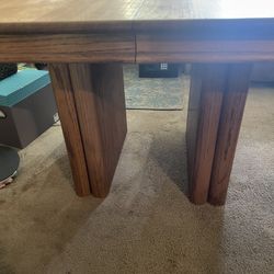 Solid Wood Dinning Table 