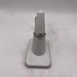 14kt Gold Engagement Style Ring w/ Dia Chips And Cluster Design