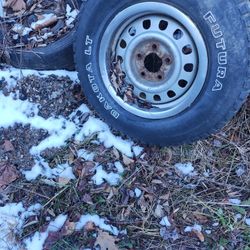 1980s S10 Truck Wheels Have 4 Of Them 