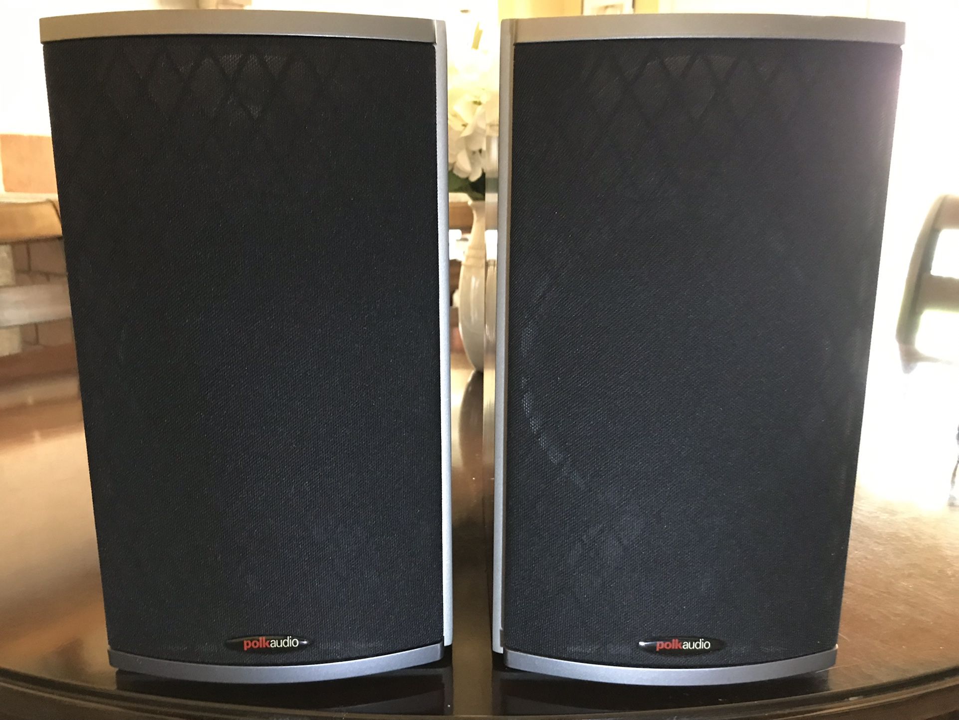 Yamaha RX-V385 And Polk Audio RTi14 Speakers 