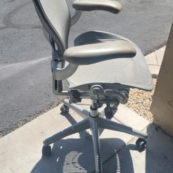 Herman Miller Aeron Office Desk Gaming Chair