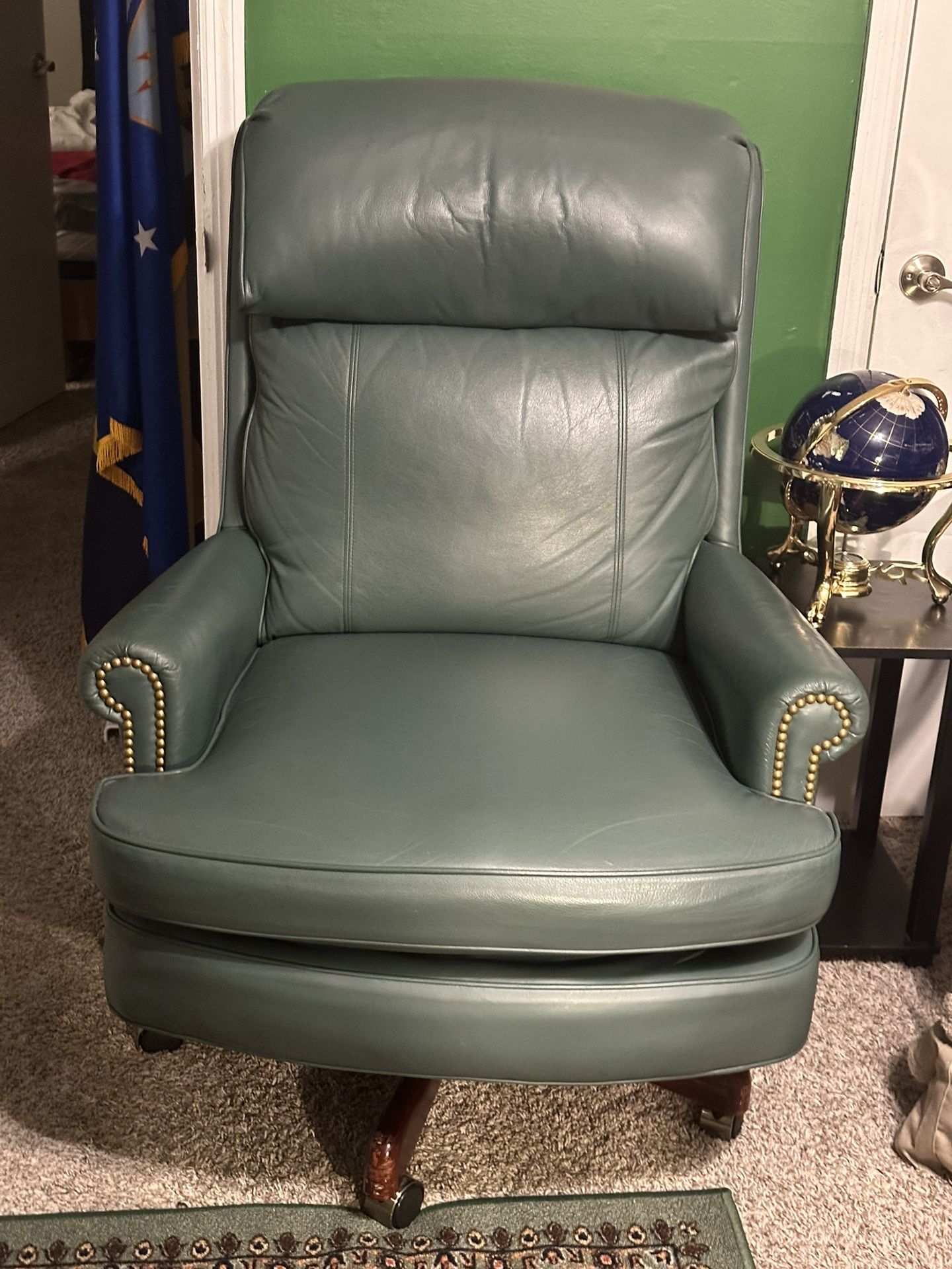 Executive Office Chair 