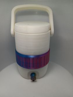 White and chomelion 12 o can holders
