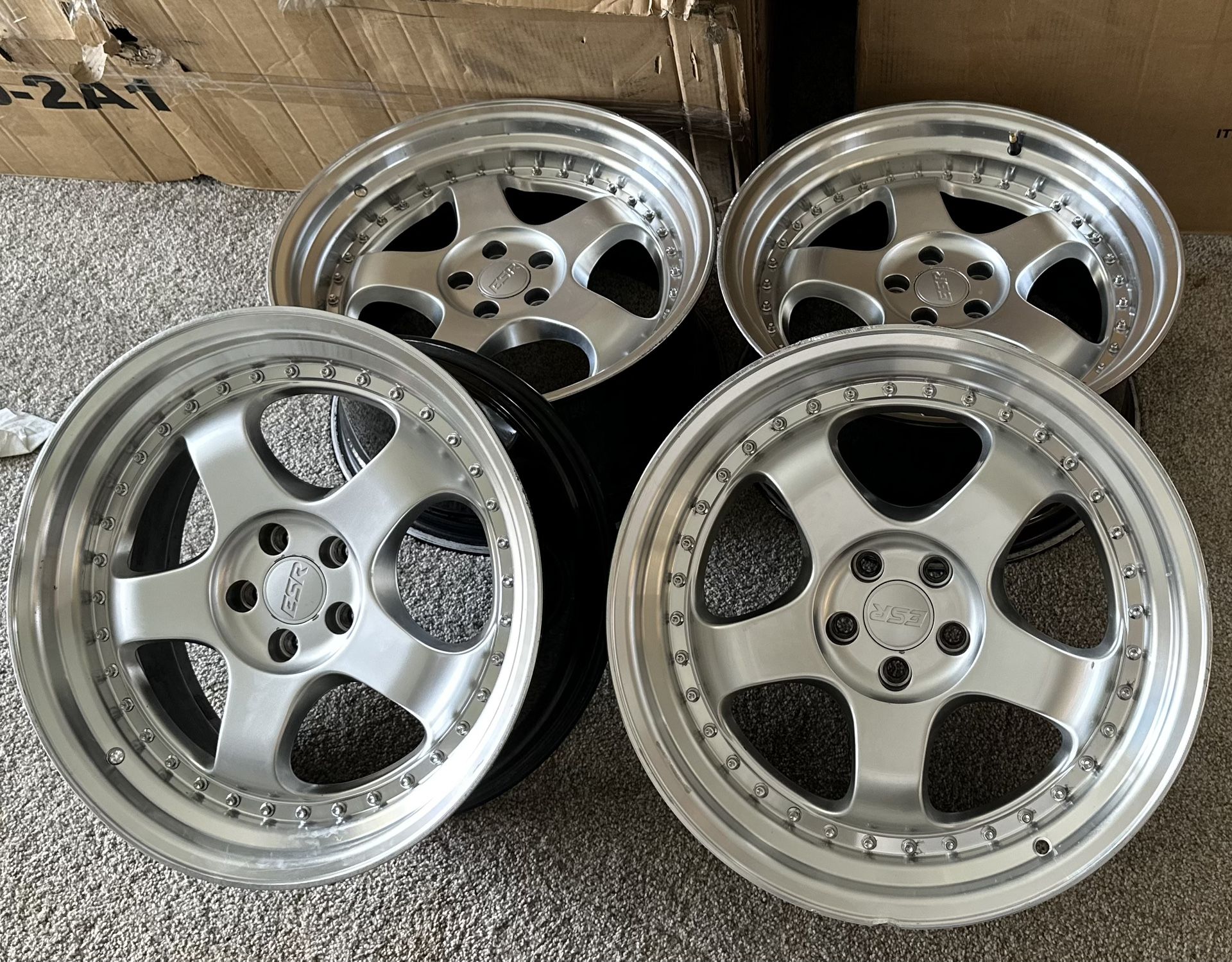 ESR SR06