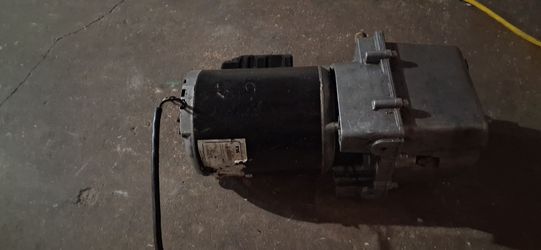 Electric Motor with Gearbox