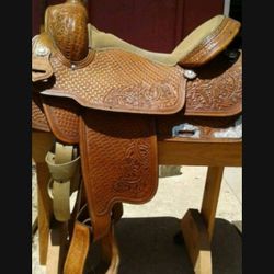 Equation Saddle 16"