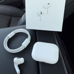 AirPods Pro (2nd Generation) – Excellent Condition 