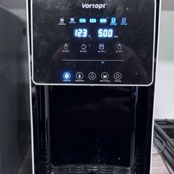 Vortopt UR02 Reverse Osmosis Water Filtration Device