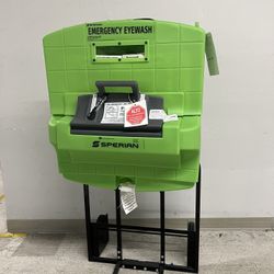 Brand New Emergency Eyewash Station