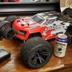 Aarma Kraton 4s RTR Rc Truck 
