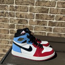 Jordan 1’s Retro Fearless UNC Chicago Size W8