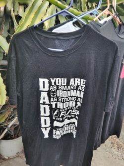 T-Shirt  -BRAND NEW