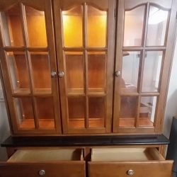 China Cabinet Lighted