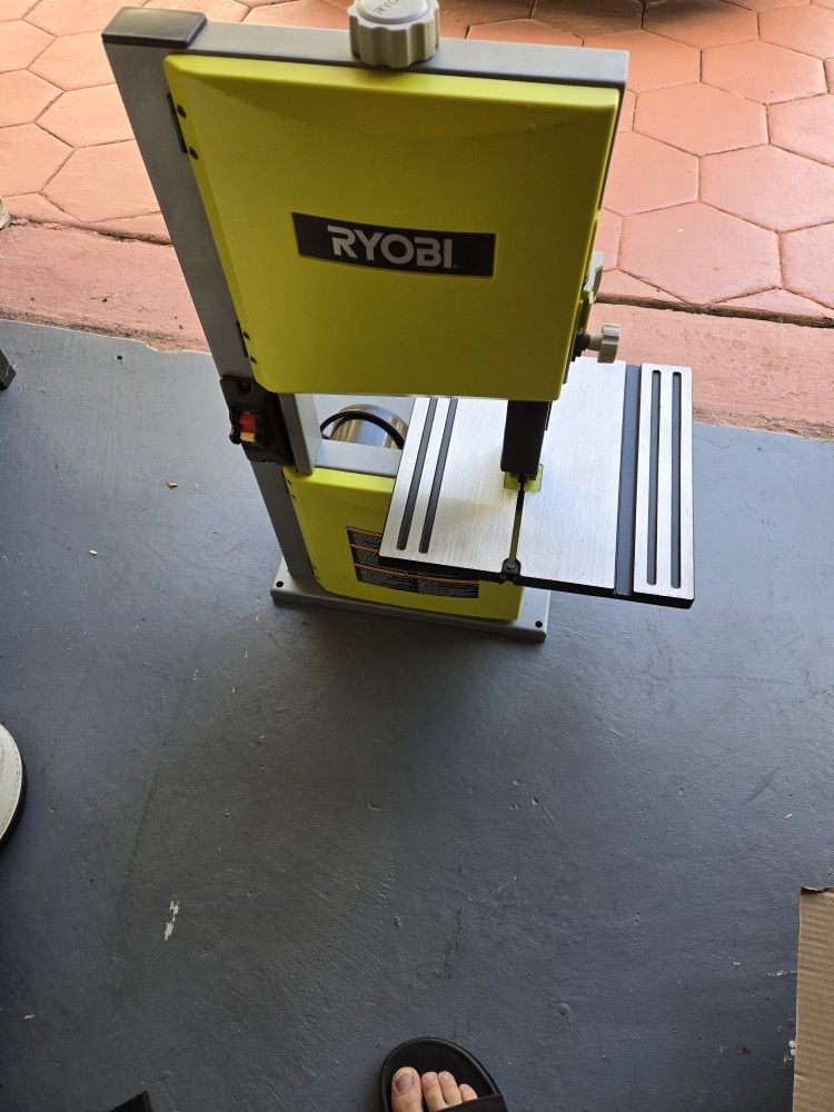 Ryobi Band Saw 9 Inch