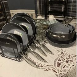 GreenPan Valencia Pro Ceramic Nonstick Cookware Set. 11 Pc