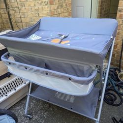 Foldable Changing Table