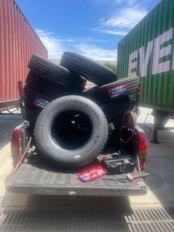 Semi truck tires and rack tires