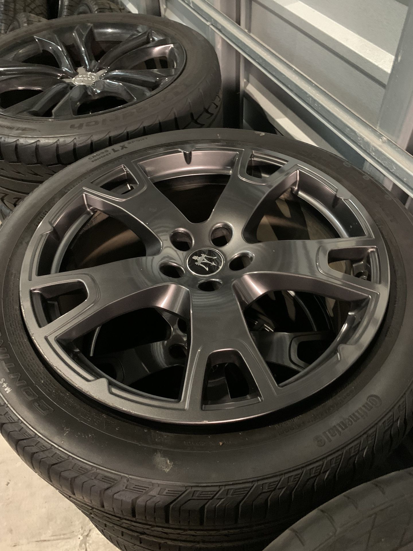 20” Maserati Levante OEM Wheels And Tires
