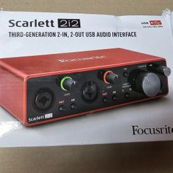 LIKE NEW: Focusrite Scarlett 2i2 USB-C Audio Interface 3rd Generation