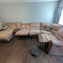 Badcock Pasadena sectional