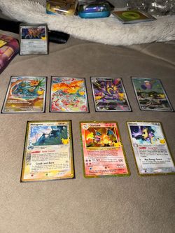 Charizard 4/102 30th Celebration