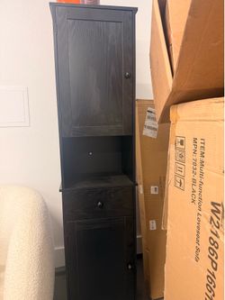 Storage cabinet
