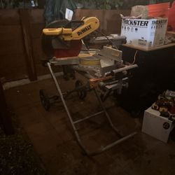 Dewalt Saw 
