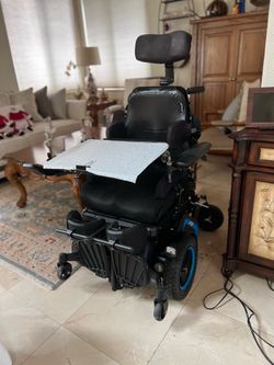 Power wheelchair