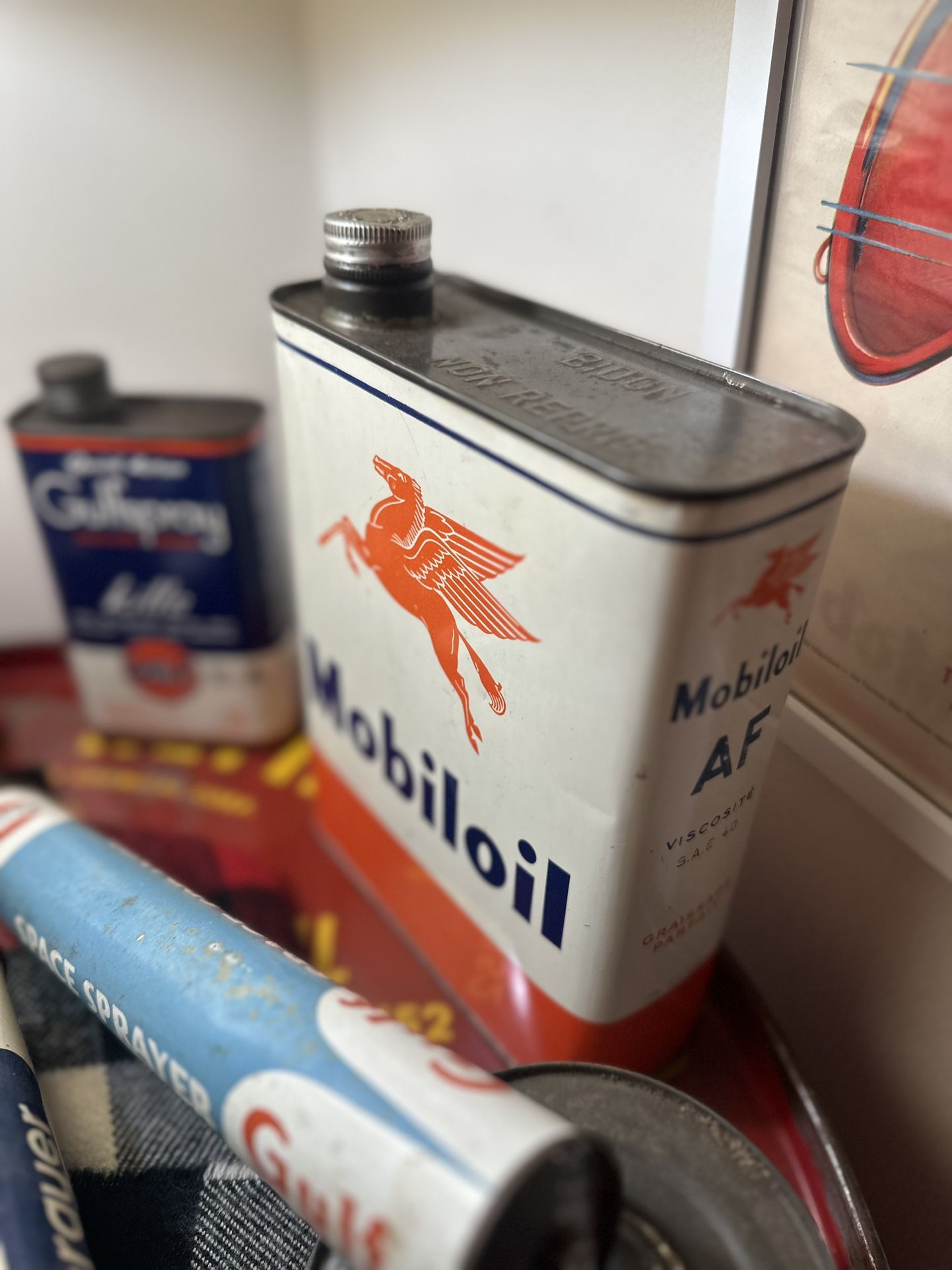 Mobiloil Can