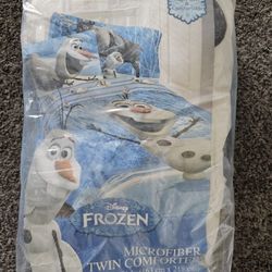 Disney Frozen Twin Comforter
