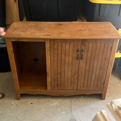 Oak Veneer Entertain Buffet Table Storage