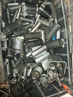 SOCKETS