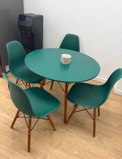 Teal table and matching chairs - moving, must go!