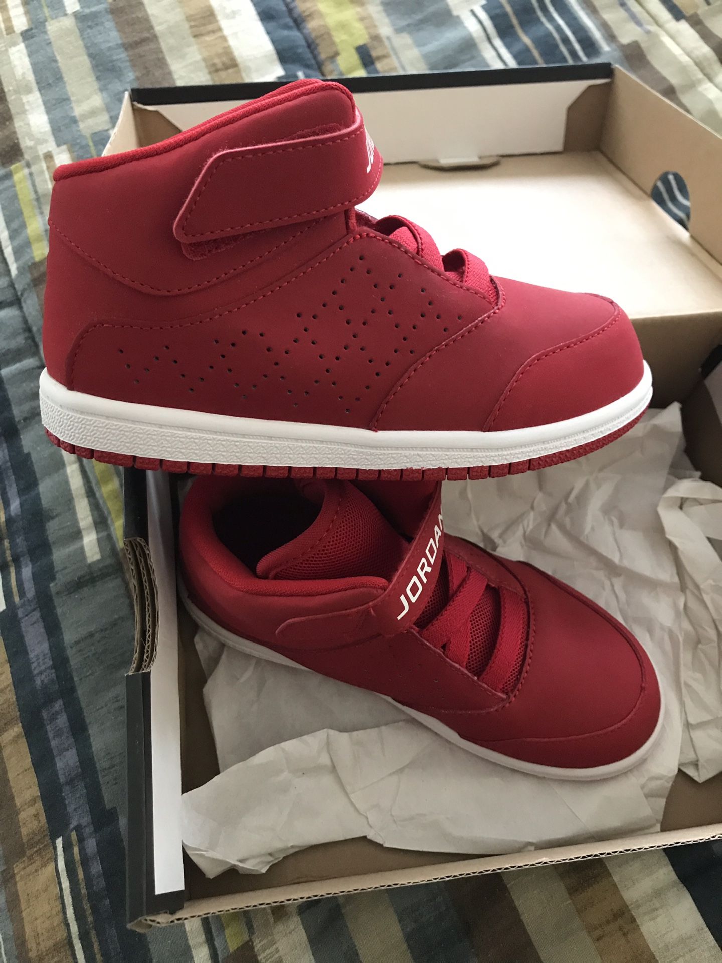 Jordan shoes brand new size 10 (toddler)