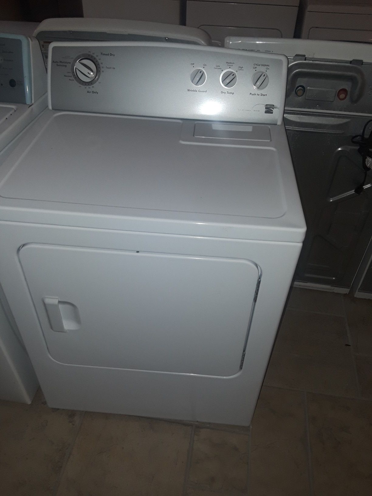 Kenmore washer and dryer set new scratch and dent