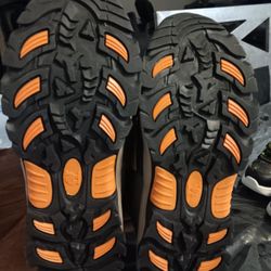 Boots 👢 Para Ninos Size 3.0