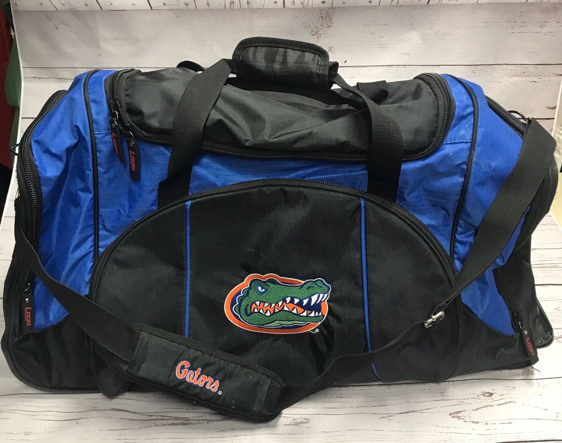 UF Gators Rolling Duffle Bag