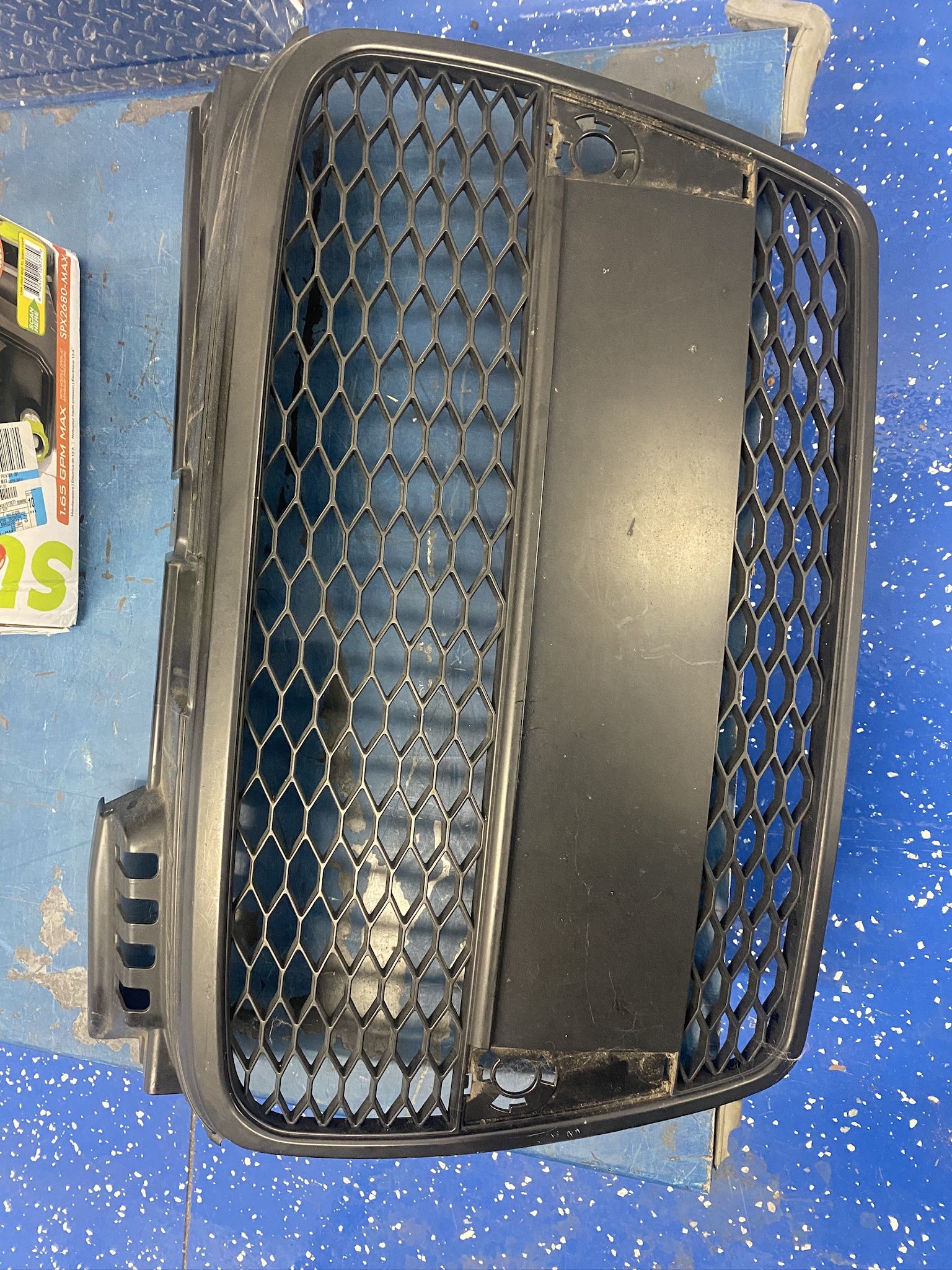 Audi A4 Grill
