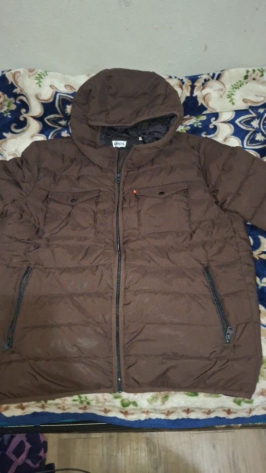 Levi Puffer Jacket