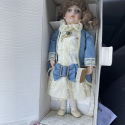 The Porcelain Collect