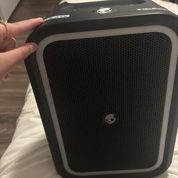 new skullcandy speaker used only once in great condition just bought it  and waterproof n